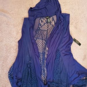 Hooded, Sleeveless Overpiece *size 2X*